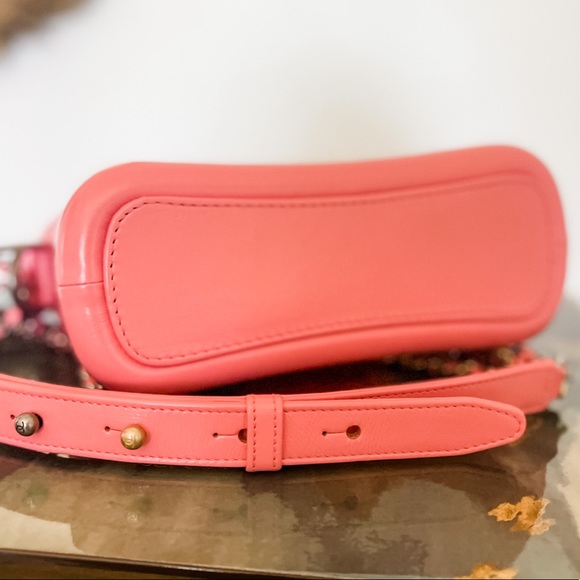 NEW 😍 CHANEL GABRIELLE SMALL HOBO BAG - Picture 4 of 11